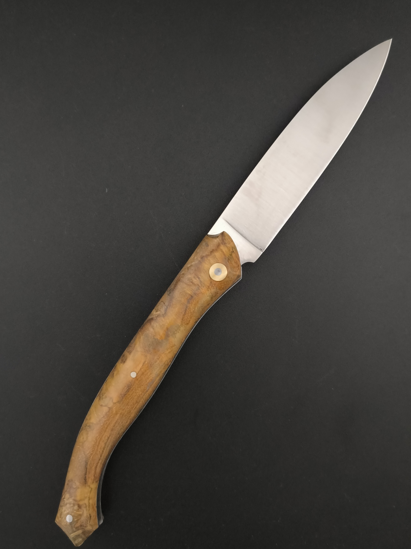 Le couteau Saint-Amans-des-Cots Loupe d'ébène de Macassar Lame 14c28n – Image 3