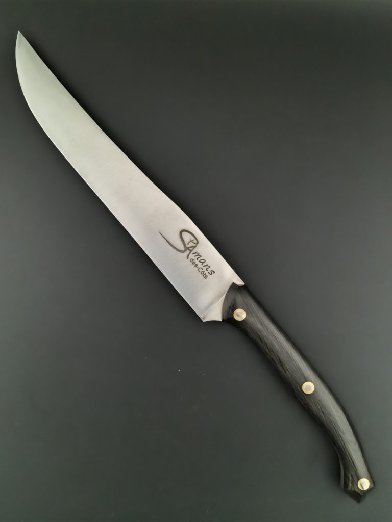 le couteau à découper  Saint Amans des Côts en chêne des marrais