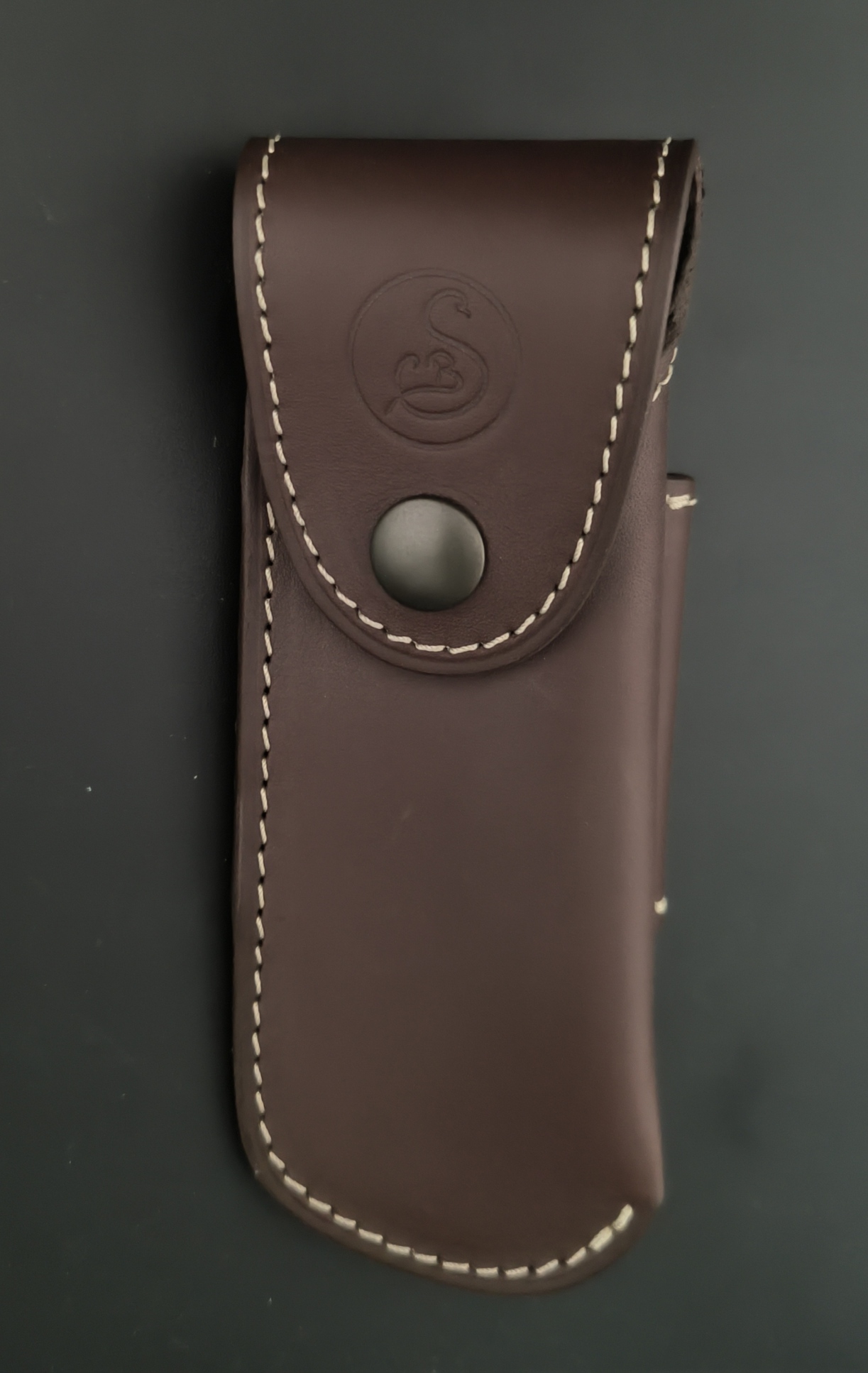 Etui marron en cuir ceinture pour couteau