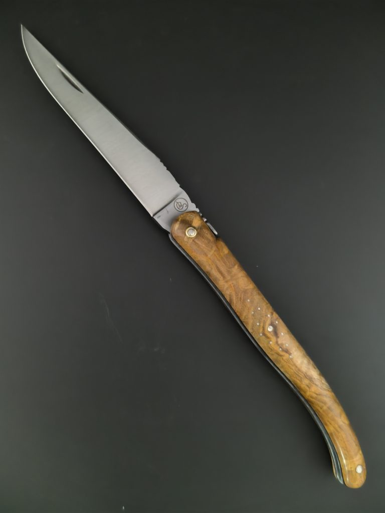 Laguiole 13 cm loupe de teck.  lame carbone