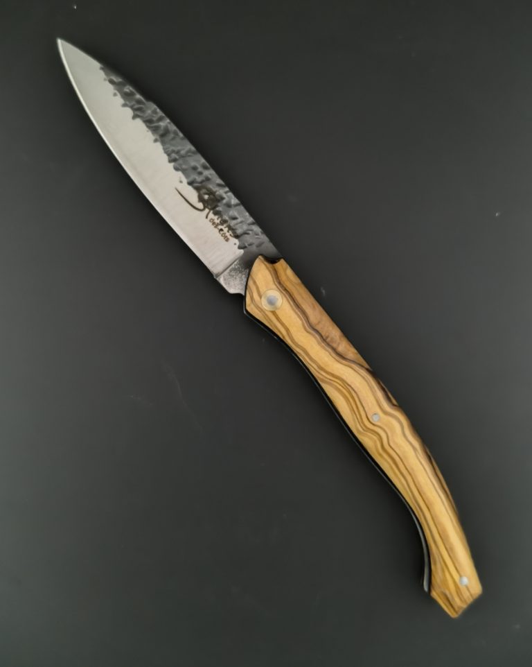 Le couteau Saint-Amans-des-Cots Olivier et ébène. Lame brute de forge
